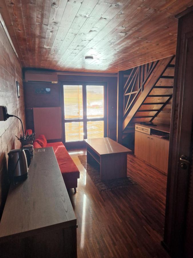 Bora Bora Na Slnecnych Jazerach Appartement Senec Buitenkant foto